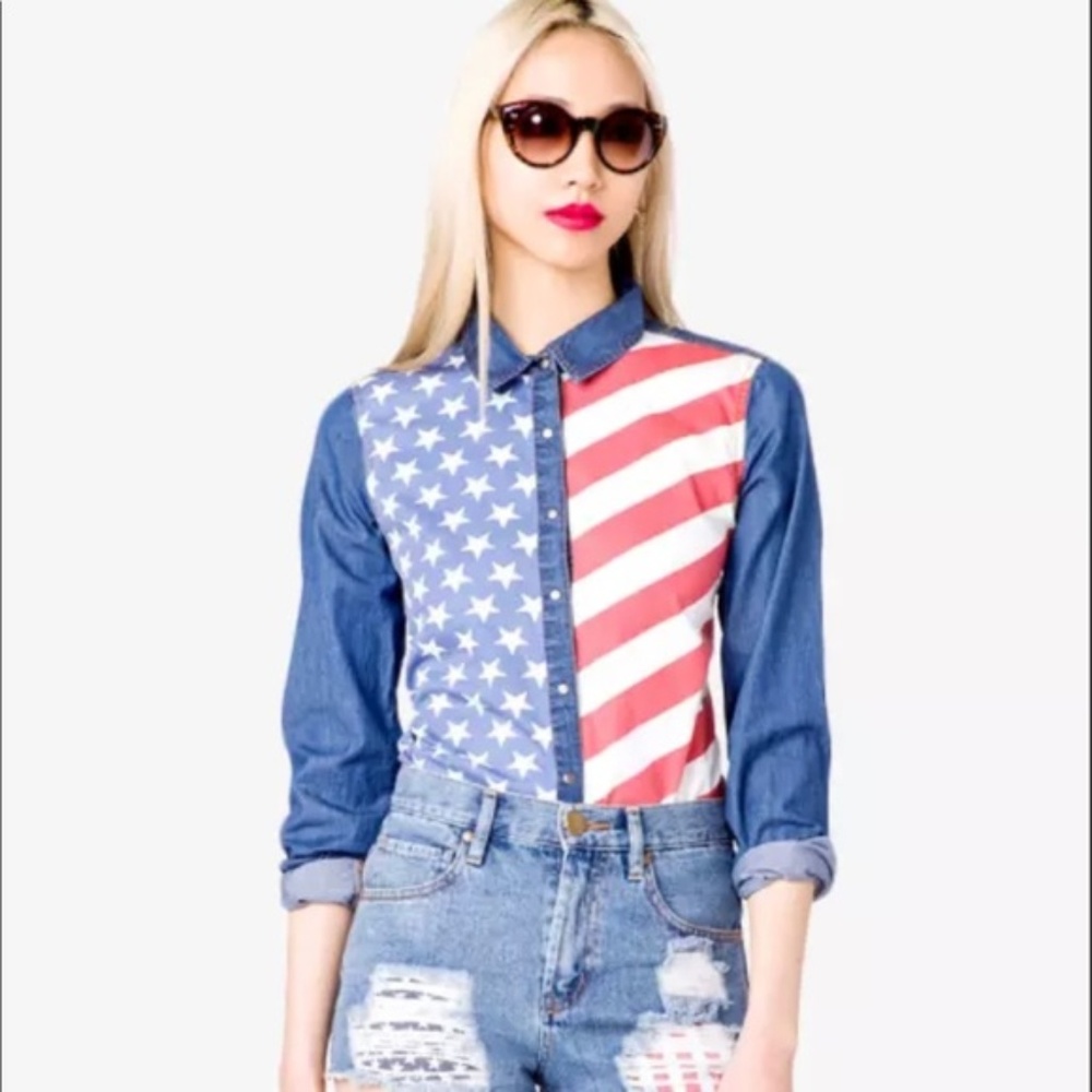 Forever 21 patriotic flag / USA / America top
